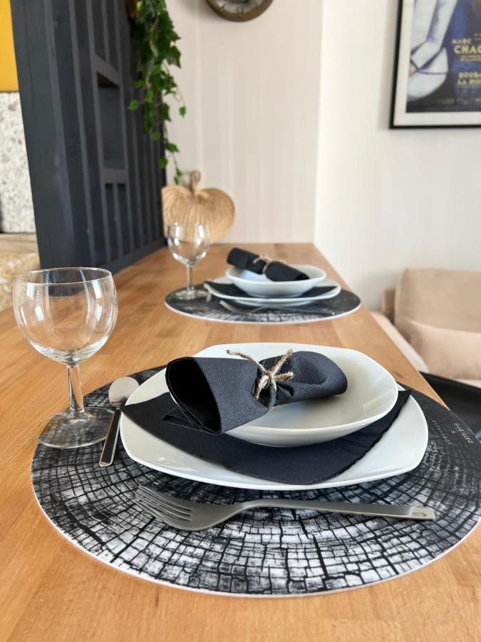 Le Jean Bart - Lille Apartment ภายนอก รูปภาพ
